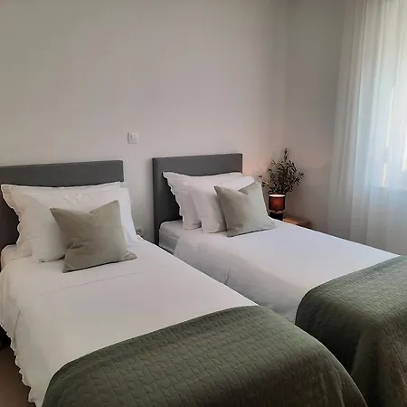 Apartment Romanca *