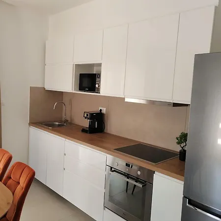 Apartman Romanca *